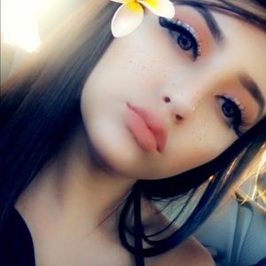 Meet your Posher, Tanisha